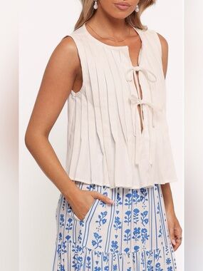 NWT Petal & Pup Delia Linen Sleeveless Pleated Tie-Front Top in Cream XL